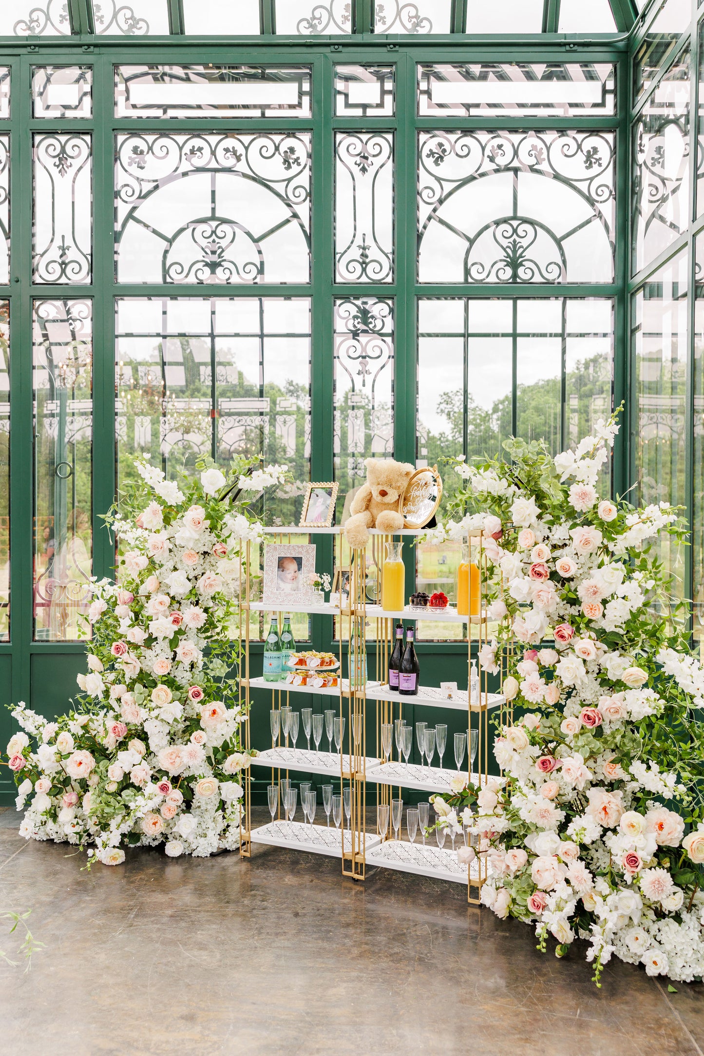 Eleonora Floral Arch Pillars - Rental