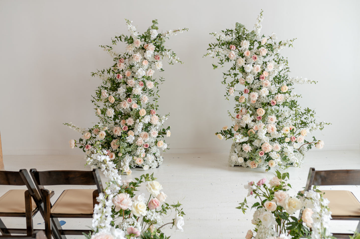 Eleonora Floral Arch Pillars - Rental